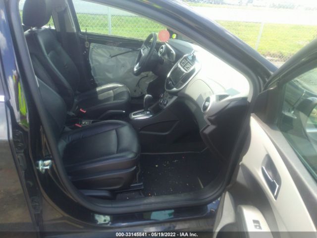 Photo 4 VIN: 1G1JF5SB2K4122703 - CHEVROLET SONIC 