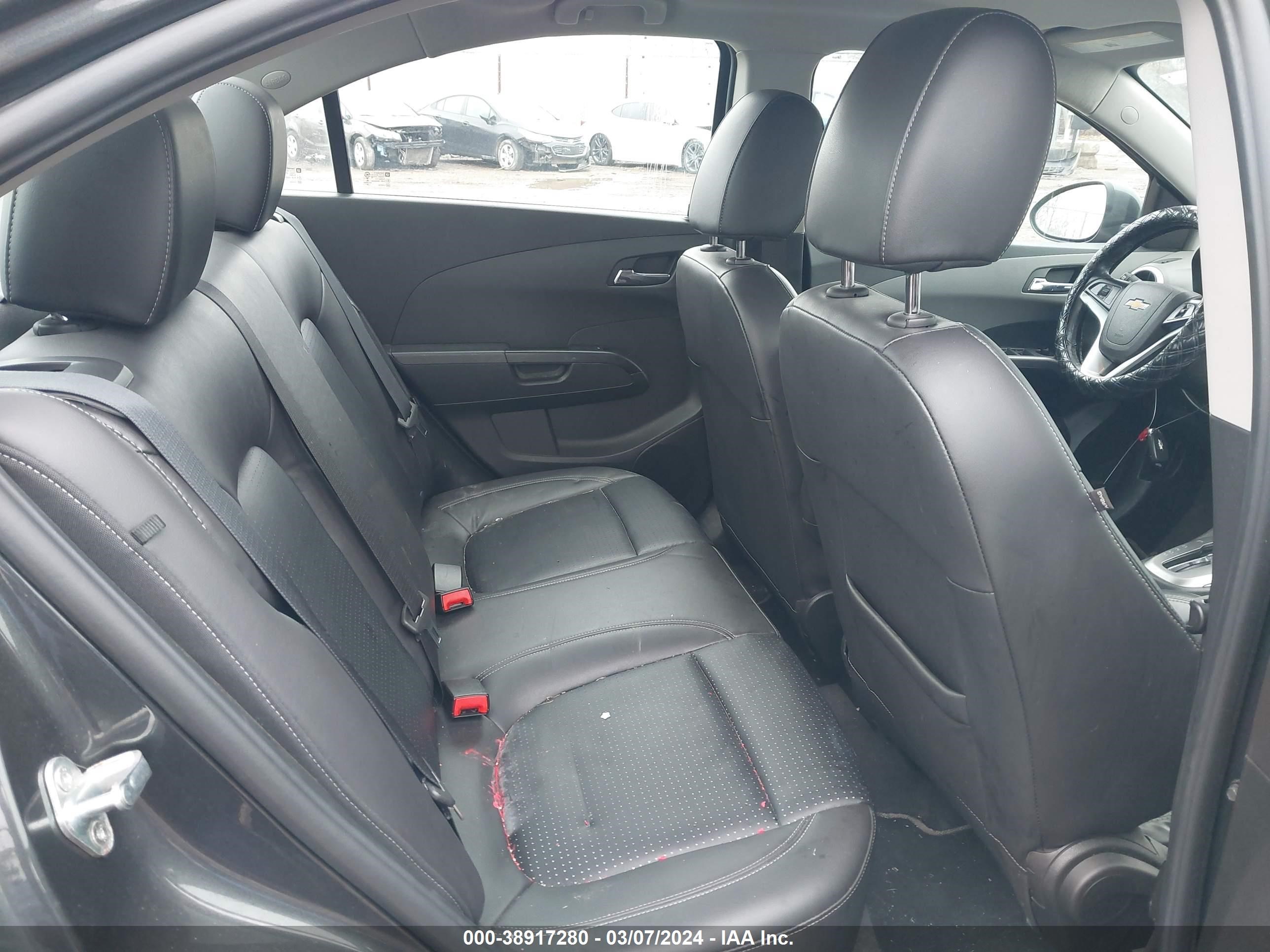 Photo 7 VIN: 1G1JF5SB4K4122962 - CHEVROLET SONIC 