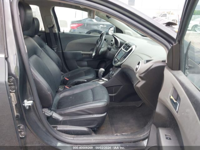 Photo 4 VIN: 1G1JF5SB5H4110991 - CHEVROLET SONIC 