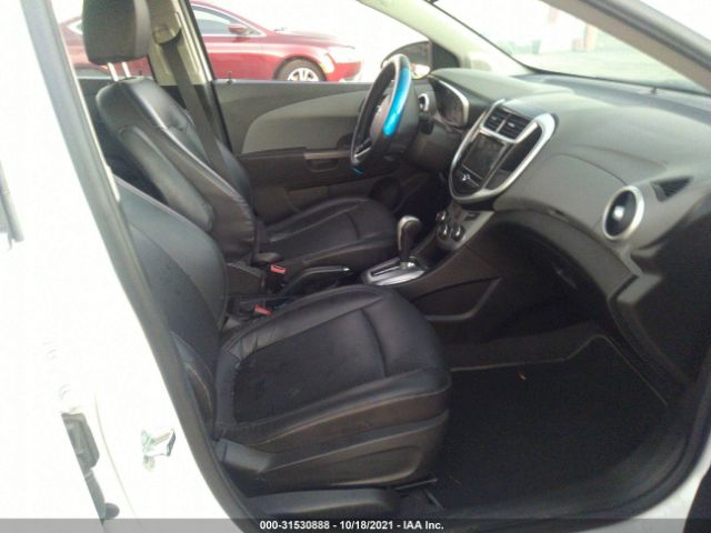 Photo 4 VIN: 1G1JF5SB5J4139221 - CHEVROLET SONIC 