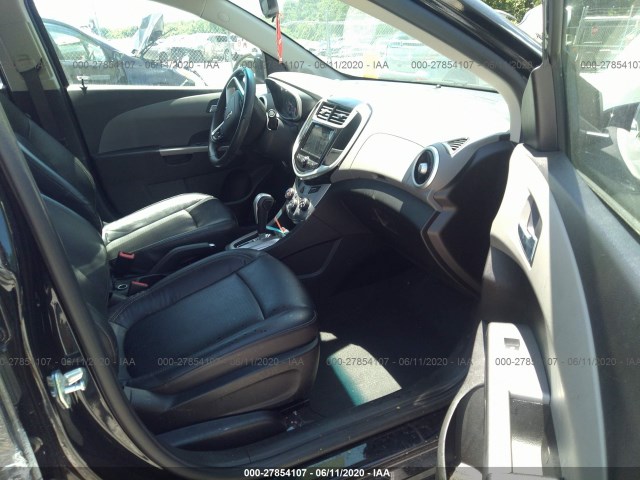 Photo 4 VIN: 1G1JF5SB6K4123367 - CHEVROLET SONIC 