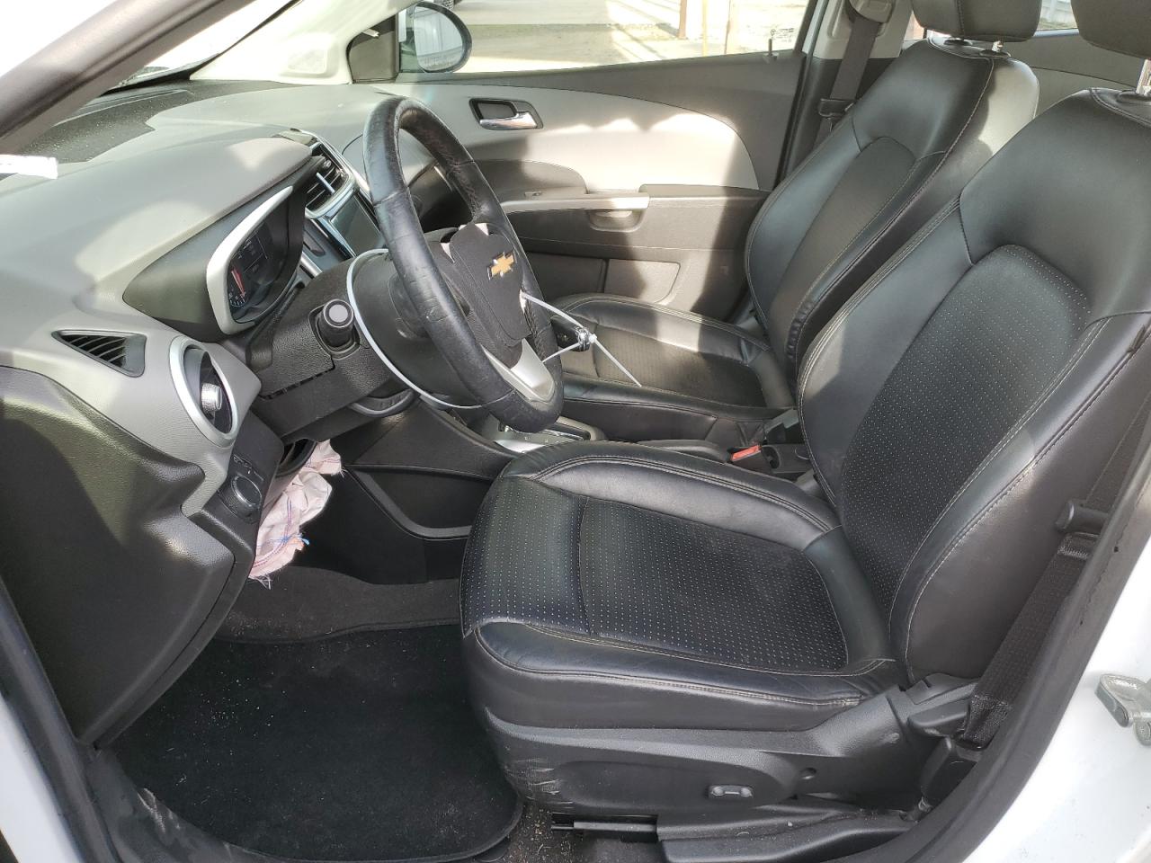 Photo 6 VIN: 1G1JF5SB6K4125331 - CHEVROLET SONIC 