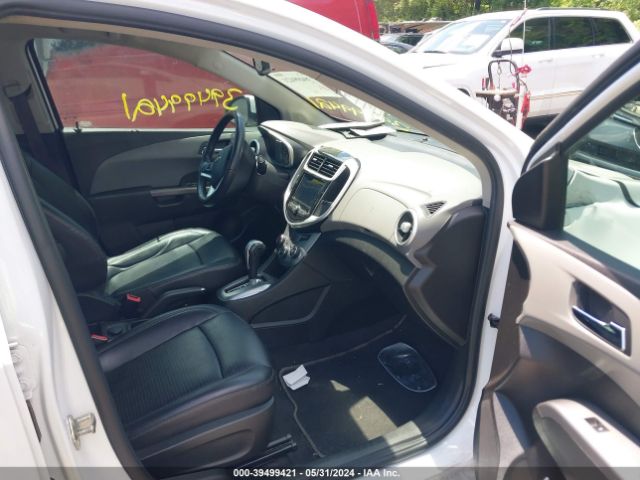 Photo 4 VIN: 1G1JF5SB7J4132321 - CHEVROLET SONIC 