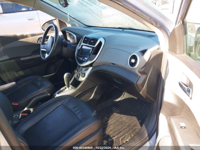 Photo 4 VIN: 1G1JF5SB9J4105461 - CHEVROLET SONIC 