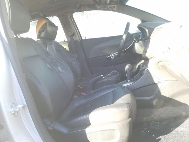 Photo 4 VIN: 1G1JF5SB9J4107100 - CHEVROLET SONIC PREM 