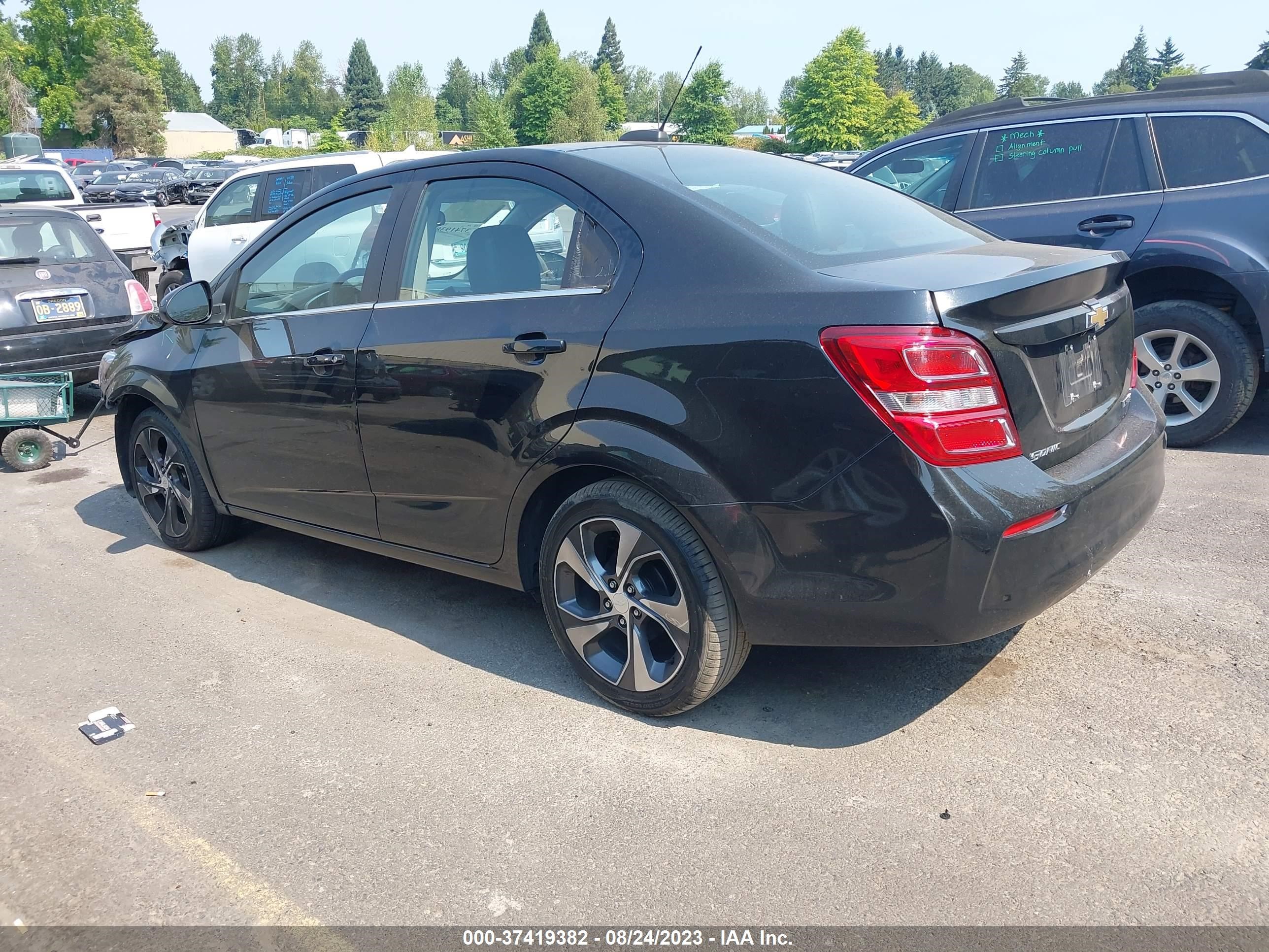 Photo 2 VIN: 1G1JF5SB9L4114454 - CHEVROLET SONIC 