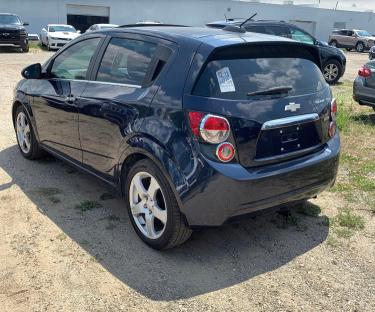 Photo 2 VIN: 1G1JF6SB5F4135845 - CHEVROLET SONIC LTZ 