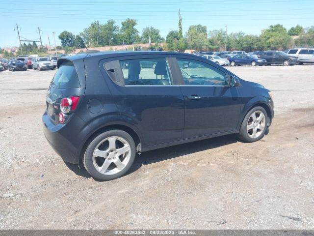 Photo 3 VIN: 1G1JF6SB8F4101379 - CHEVROLET SONIC 