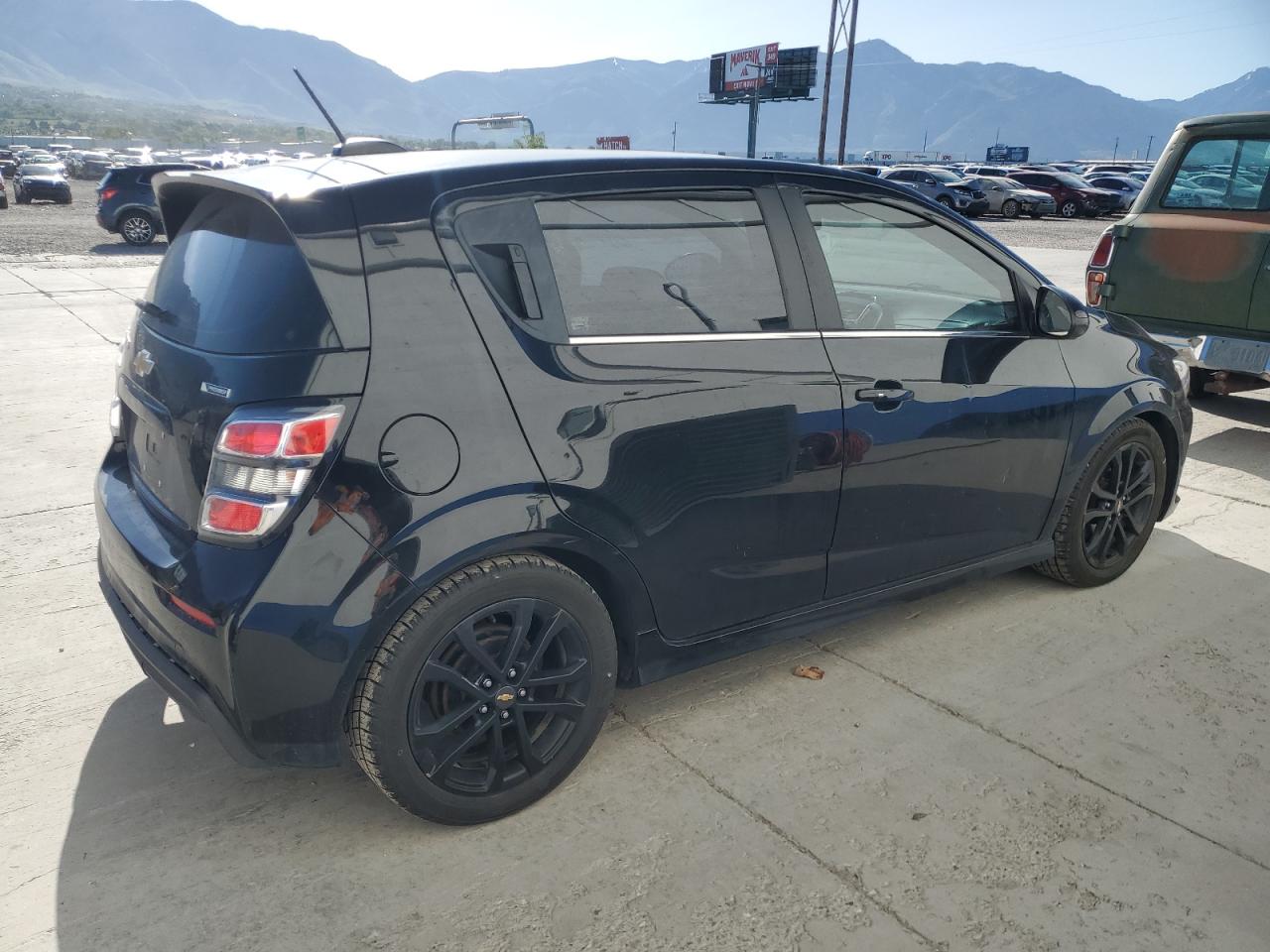 Photo 2 VIN: 1G1JF6SB9H4162436 - CHEVROLET SONIC 