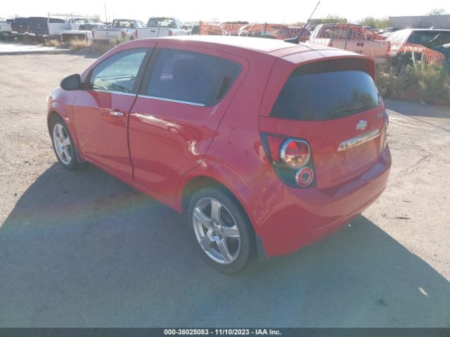 Photo 2 VIN: 1G1JF6SH8C4231789 - CHEVROLET SONIC 