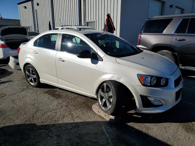 Photo 3 VIN: 1G1JG5SB8F4186070 - CHEVROLET SONIC RS 