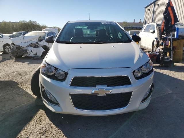 Photo 4 VIN: 1G1JG5SB8F4186070 - CHEVROLET SONIC RS 