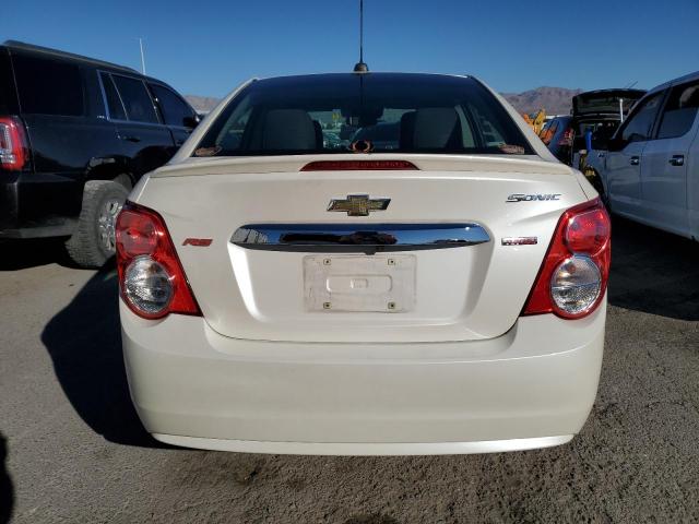 Photo 5 VIN: 1G1JG5SB8F4186070 - CHEVROLET SONIC RS 