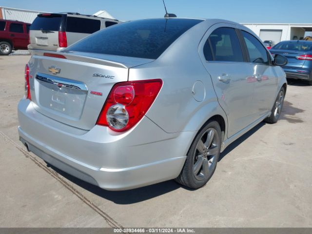 Photo 3 VIN: 1G1JG5SB9G4129572 - CHEVROLET SONIC 