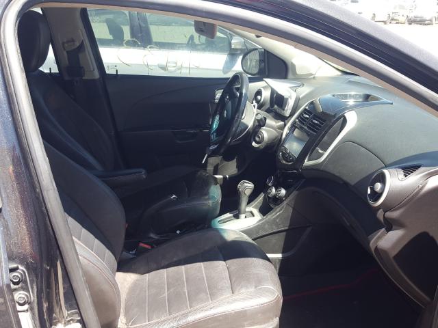 Photo 4 VIN: 1G1JG5SBXF4125447 - CHEVROLET SONIC RS 