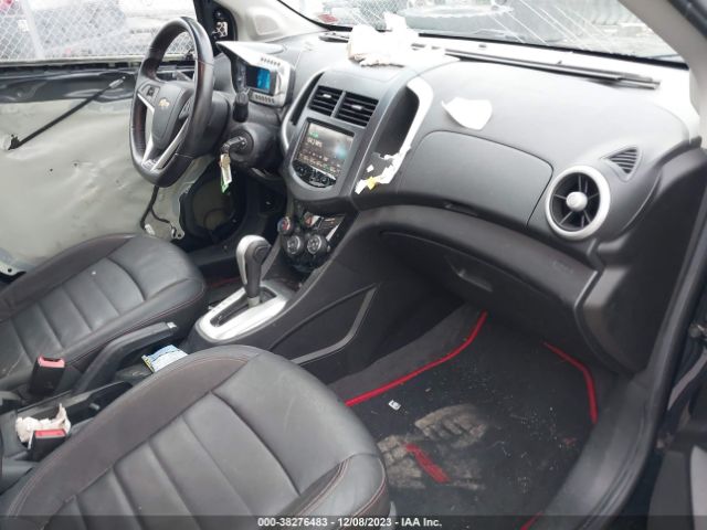 Photo 4 VIN: 1G1JG6SB2D4181529 - CHEVROLET SONIC 