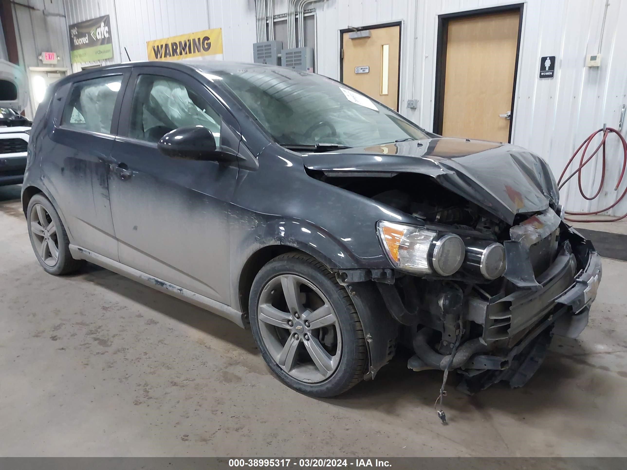 Photo 0 VIN: 1G1JG6SB3F4184913 - CHEVROLET SONIC 