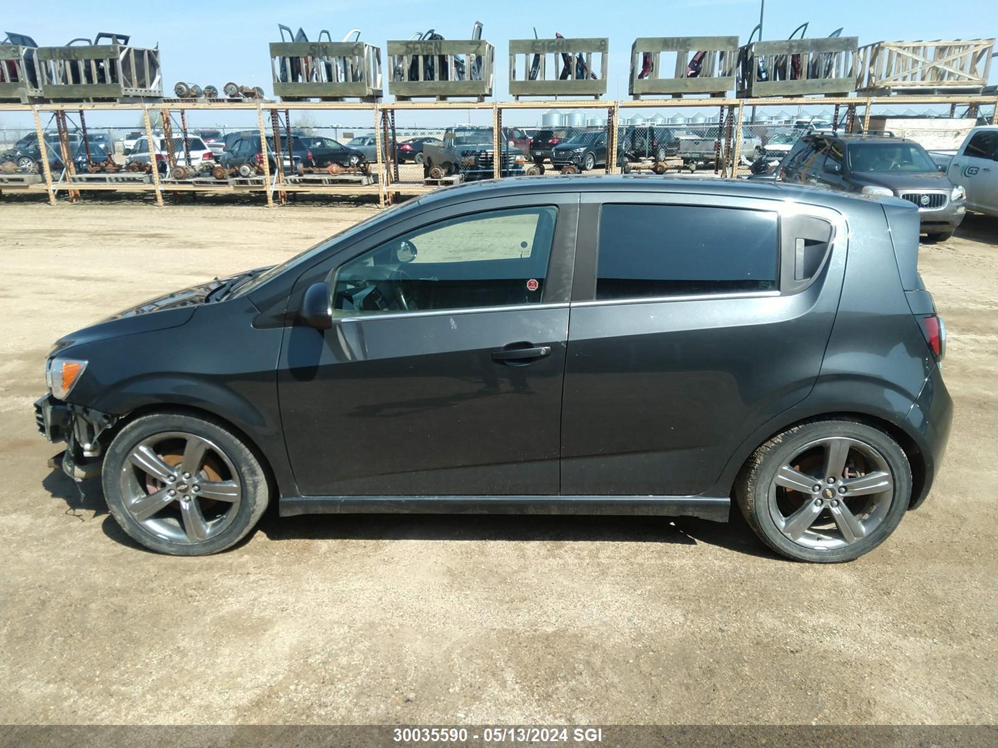 Photo 13 VIN: 1G1JG6SB5E4234340 - CHEVROLET SONIC 