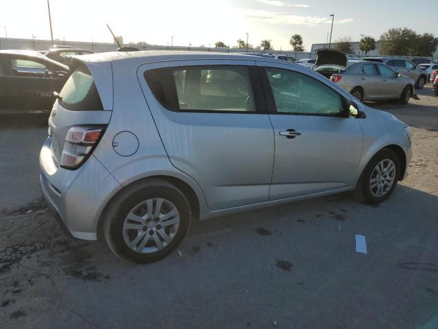 Photo 2 VIN: 1G1JG6SB6L4135507 - CHEVROLET SONIC 