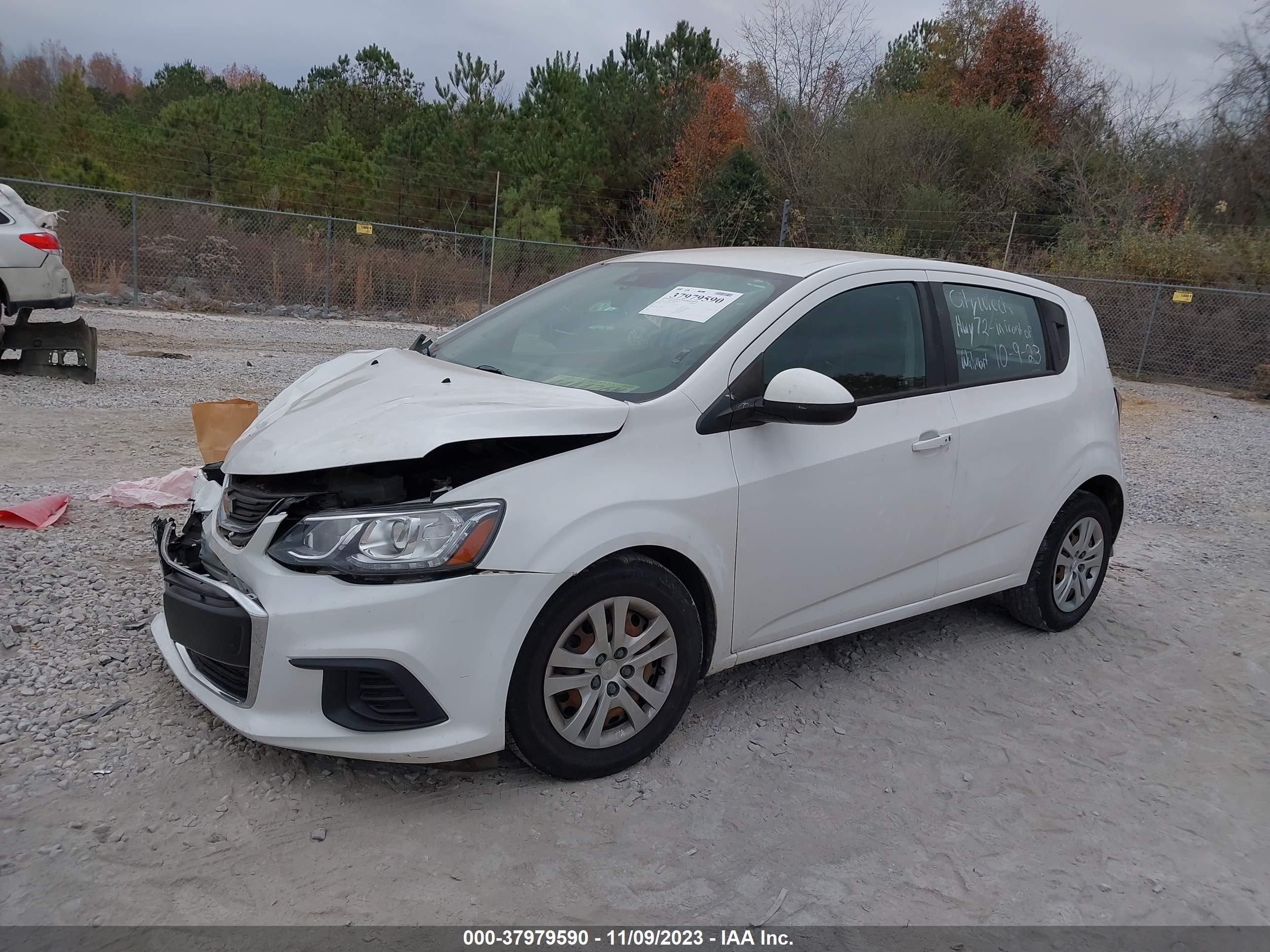 Photo 1 VIN: 1G1JG6SB7K4130508 - CHEVROLET SONIC 