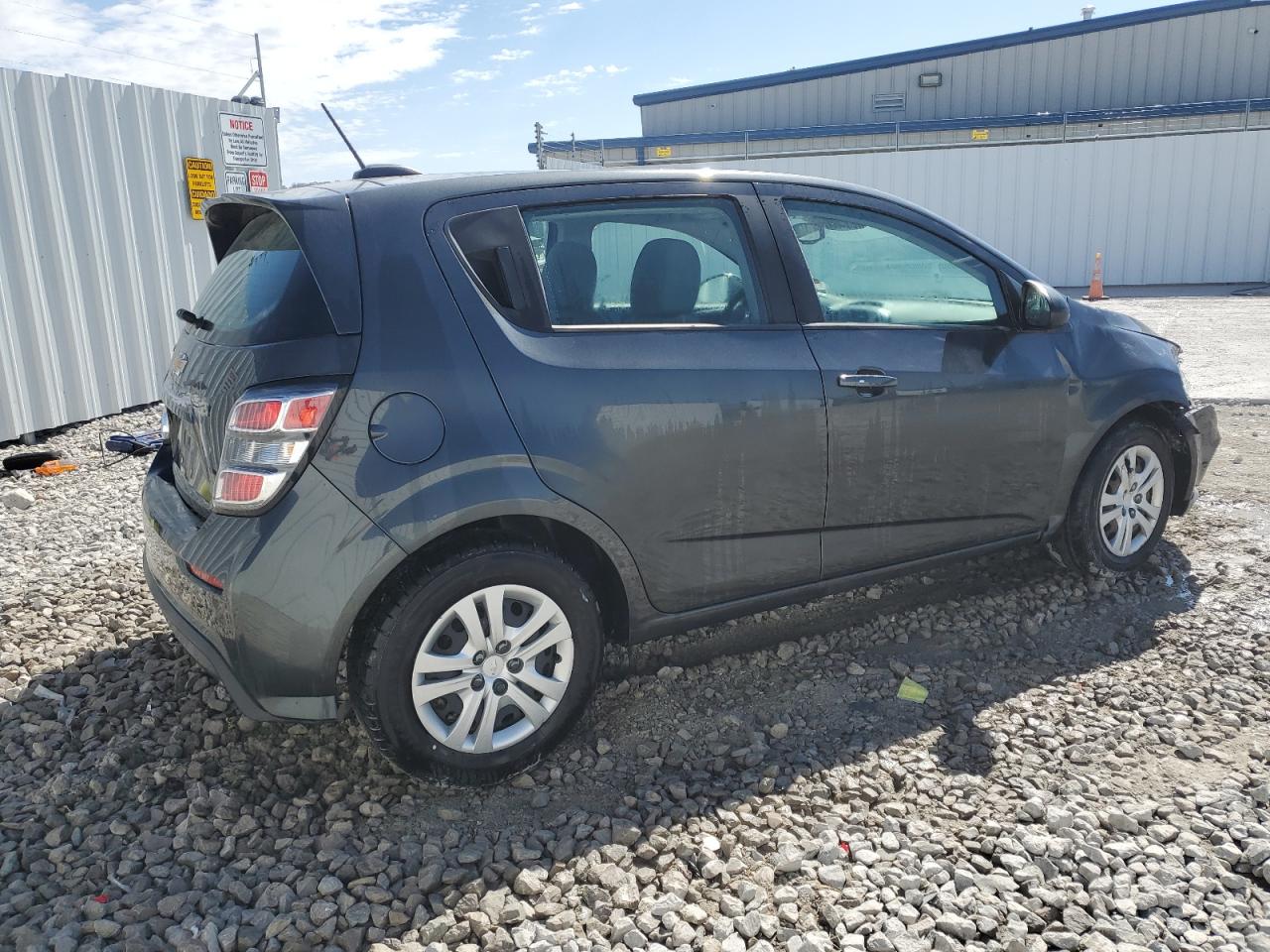 Photo 2 VIN: 1G1JG6SB8L4138649 - CHEVROLET SONIC 