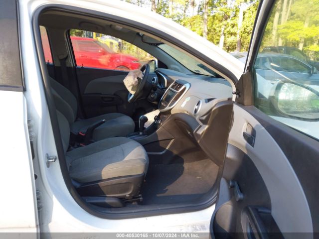 Photo 4 VIN: 1G1JG6SB9K4130803 - CHEVROLET SONIC 