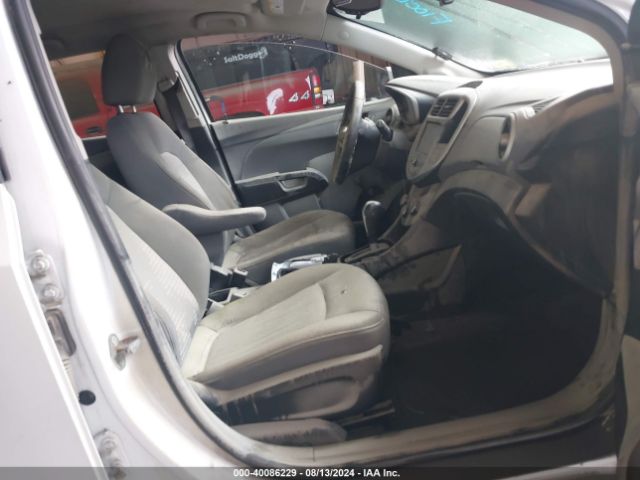 Photo 4 VIN: 1G1JG6SBXK4141793 - CHEVROLET SONIC 