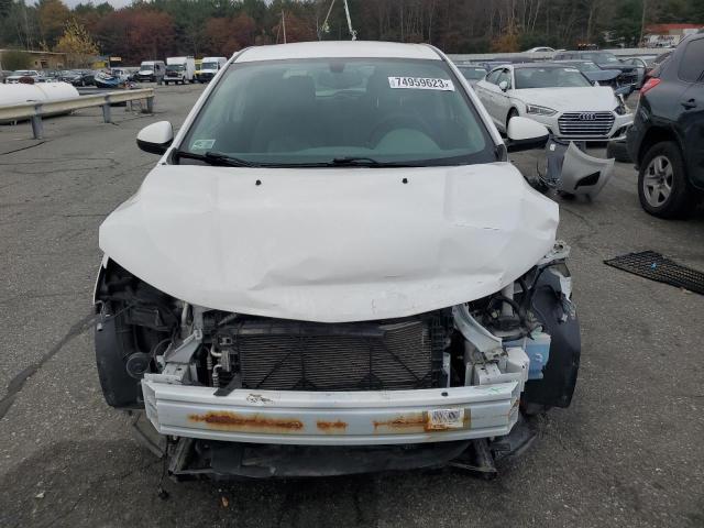 Photo 4 VIN: 1G1JG6SG3H4163705 - CHEVROLET SONIC 