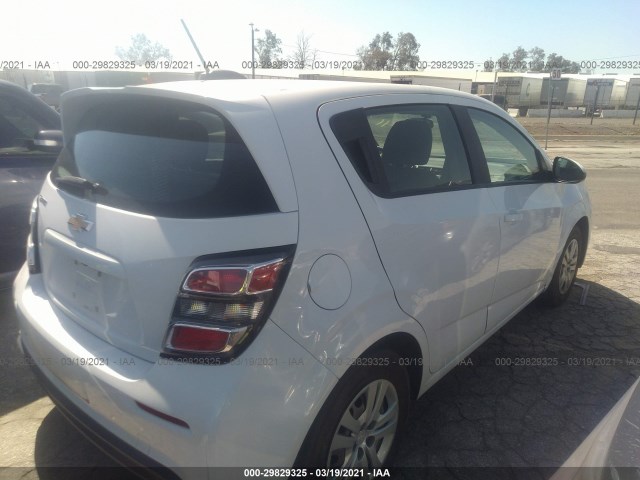 Photo 3 VIN: 1G1JG6SG4H4165706 - CHEVROLET SONIC 