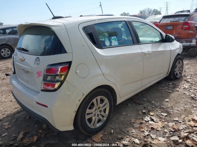 Photo 3 VIN: 1G1JG6SG4H4174065 - CHEVROLET SONIC 