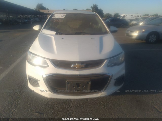 Photo 5 VIN: 1G1JG6SG5H4134934 - CHEVROLET SONIC 