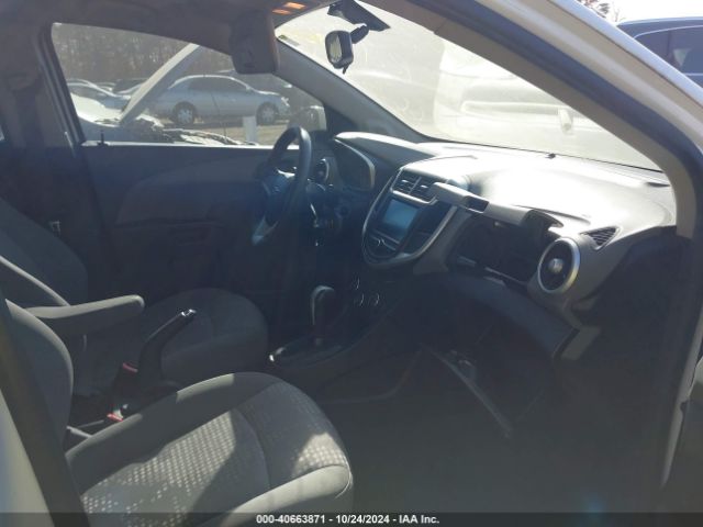 Photo 4 VIN: 1G1JG6SG5H4174317 - CHEVROLET SONIC 