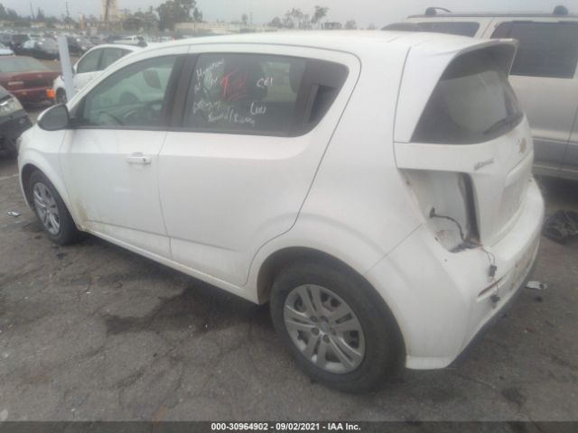 Photo 2 VIN: 1G1JG6SG7H4165523 - CHEVROLET SONIC 