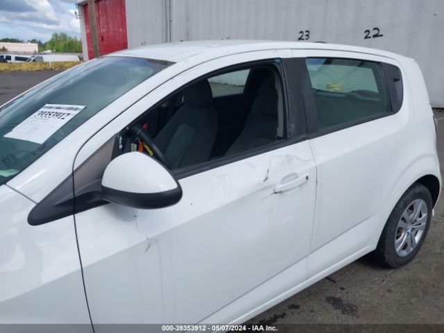 Photo 5 VIN: 1G1JG6SG7H4173282 - CHEVROLET SONIC 