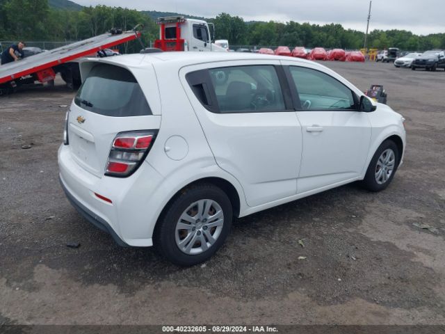 Photo 3 VIN: 1G1JG6SG9H4171808 - CHEVROLET SONIC 