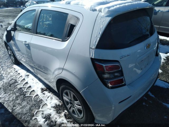 Photo 2 VIN: 1G1JG6SH5J4113340 - CHEVROLET SONIC 