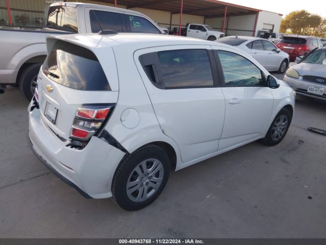 Photo 3 VIN: 1G1JG6SH8H4149422 - CHEVROLET SONIC 