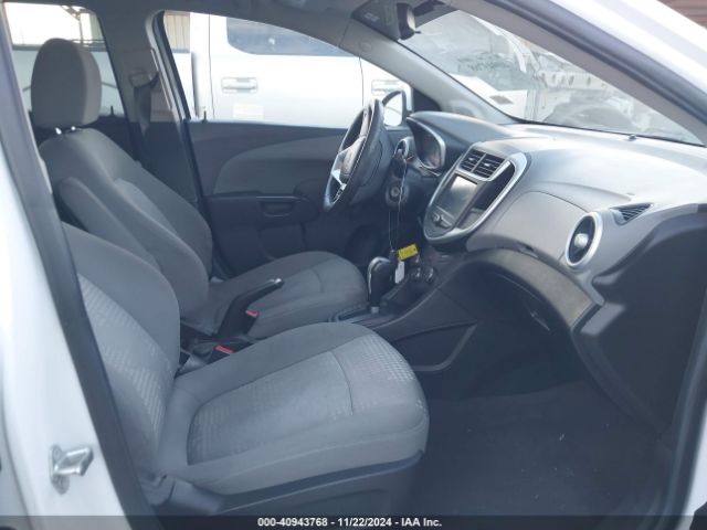 Photo 4 VIN: 1G1JG6SH8H4149422 - CHEVROLET SONIC 