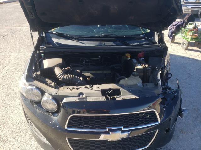 Photo 6 VIN: 1G1JH6SB0D4228392 - CHEVROLET SONIC RS 