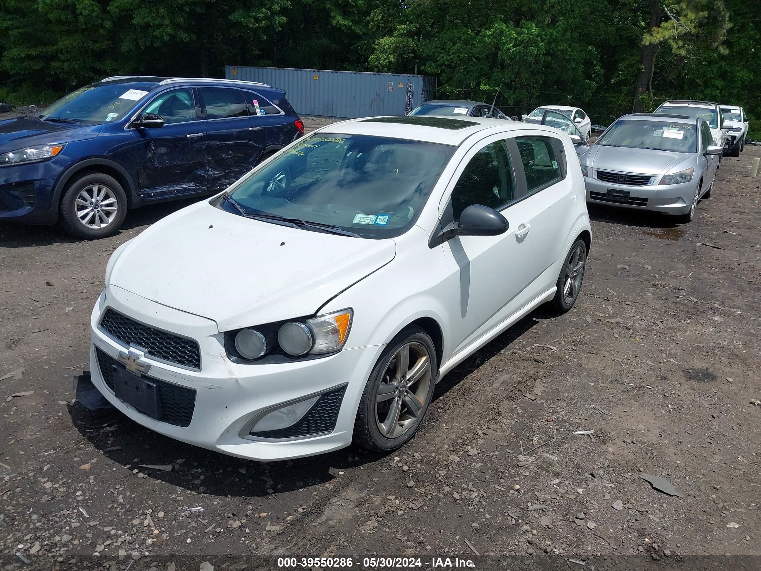 Photo 1 VIN: 1G1JH6SB2D4185836 - CHEVROLET SONIC 