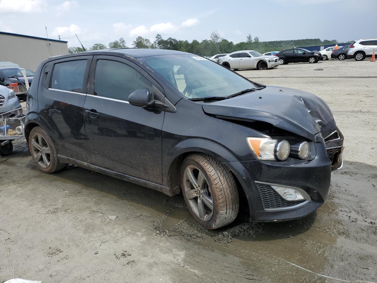 Photo 3 VIN: 1G1JH6SB5E4132503 - CHEVROLET SONIC 