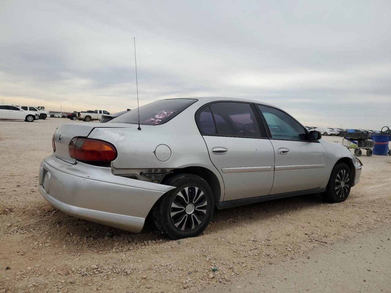 Photo 2 VIN: 1G1ND52F65M112819 - CHEVROLET MALIBU 