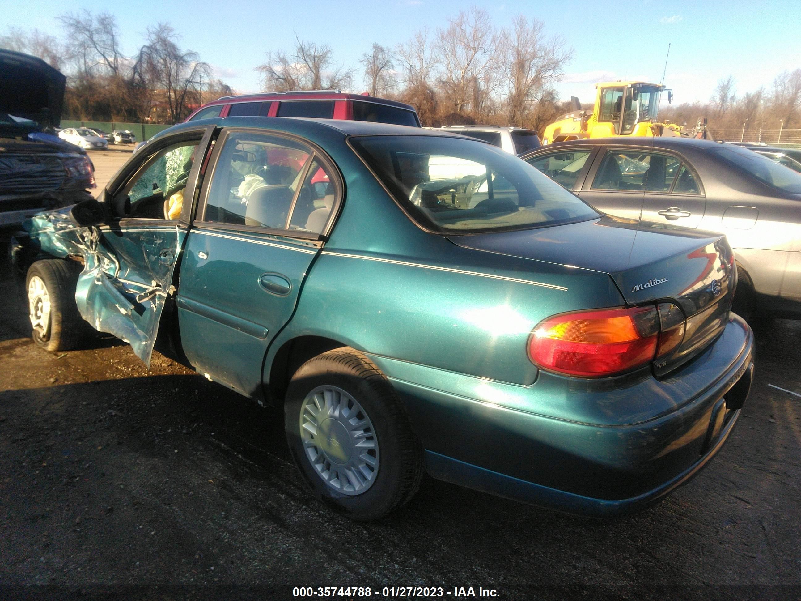 Photo 2 VIN: 1G1ND52J22M575718 - CHEVROLET MALIBU 