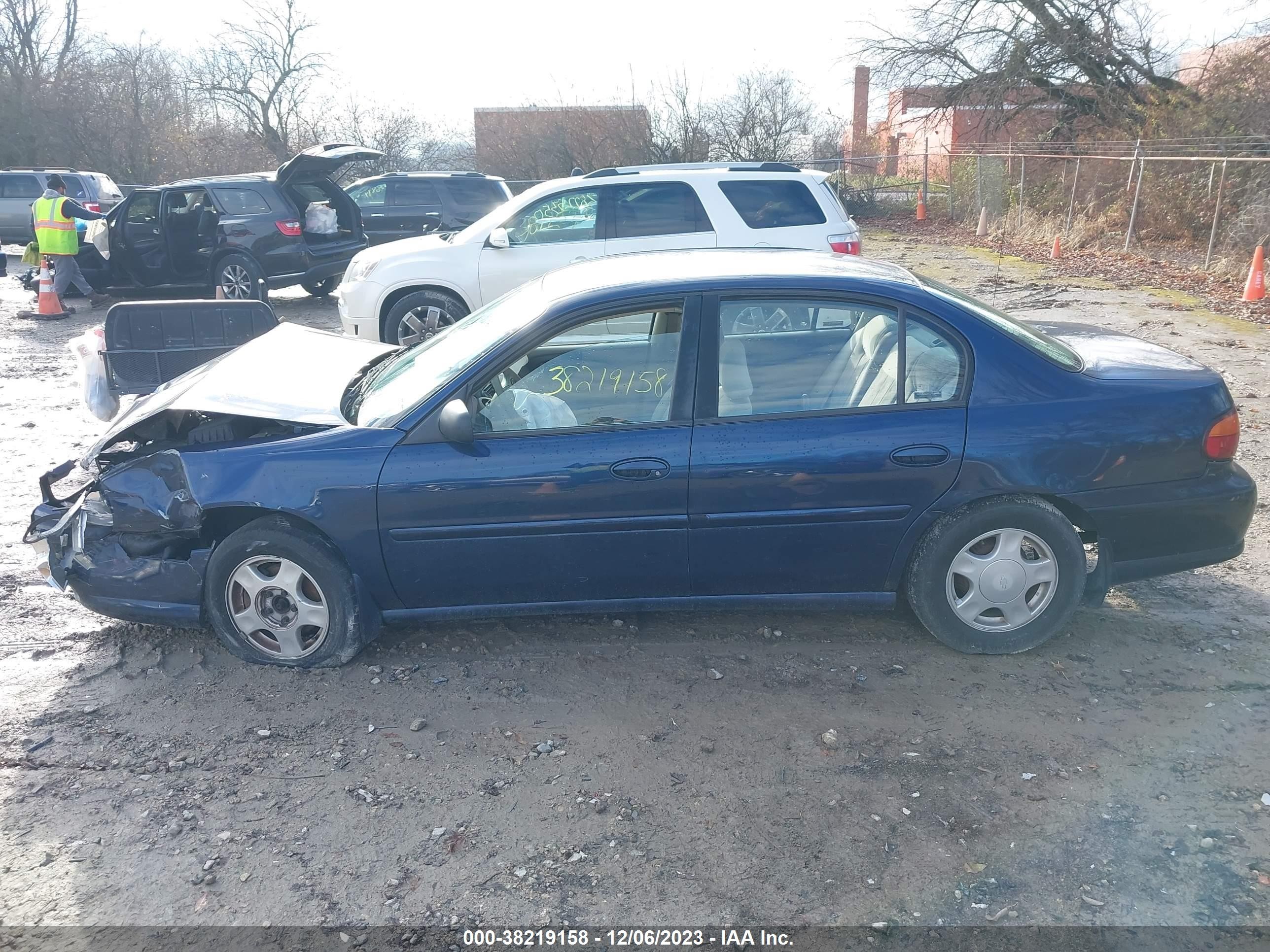 Photo 13 VIN: 1G1ND52J3Y6153633 - CHEVROLET MALIBU 