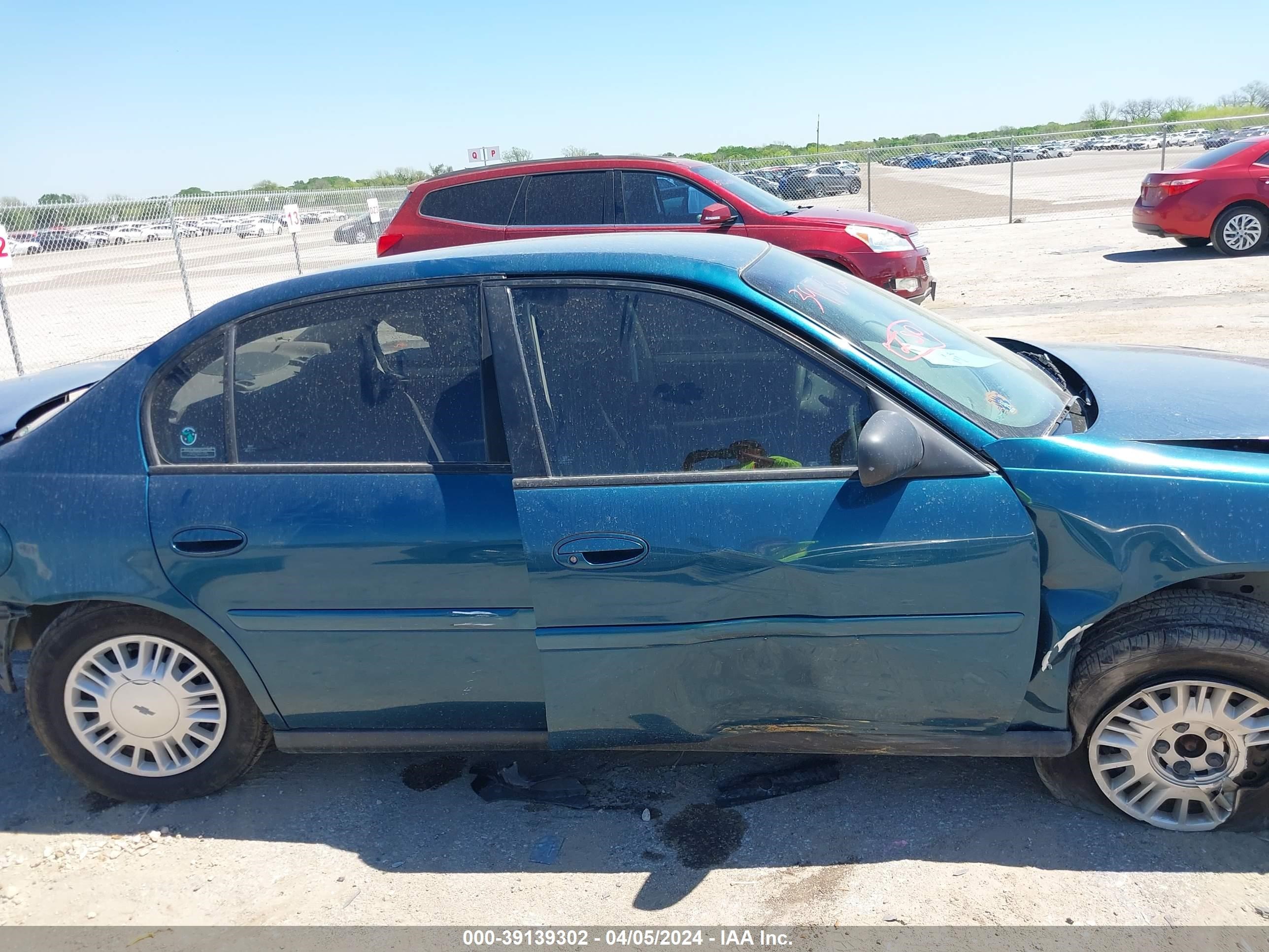 Photo 11 VIN: 1G1ND52J42M560699 - CHEVROLET MALIBU 