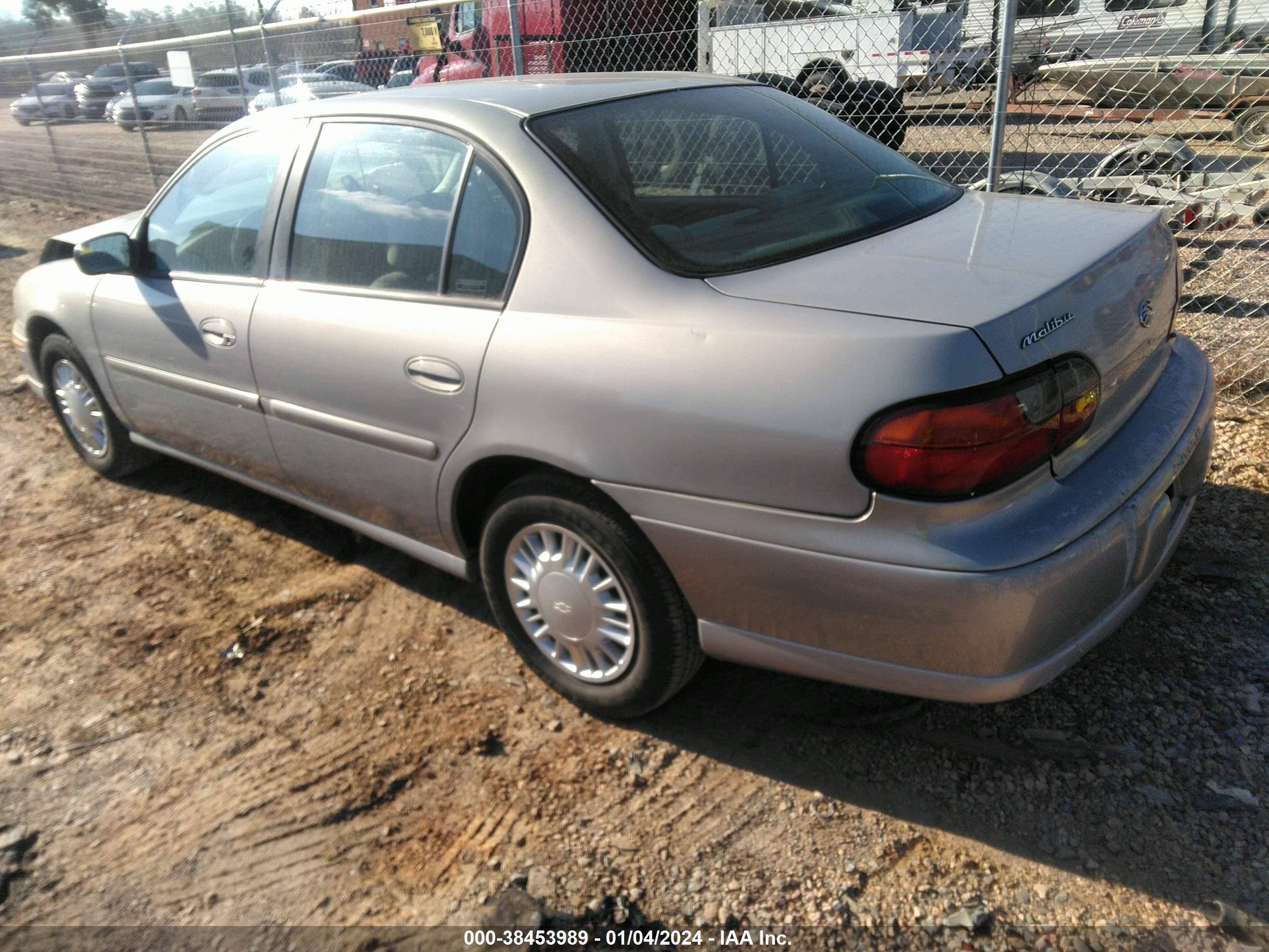 Photo 2 VIN: 1G1ND52J9Y6204102 - CHEVROLET MALIBU 