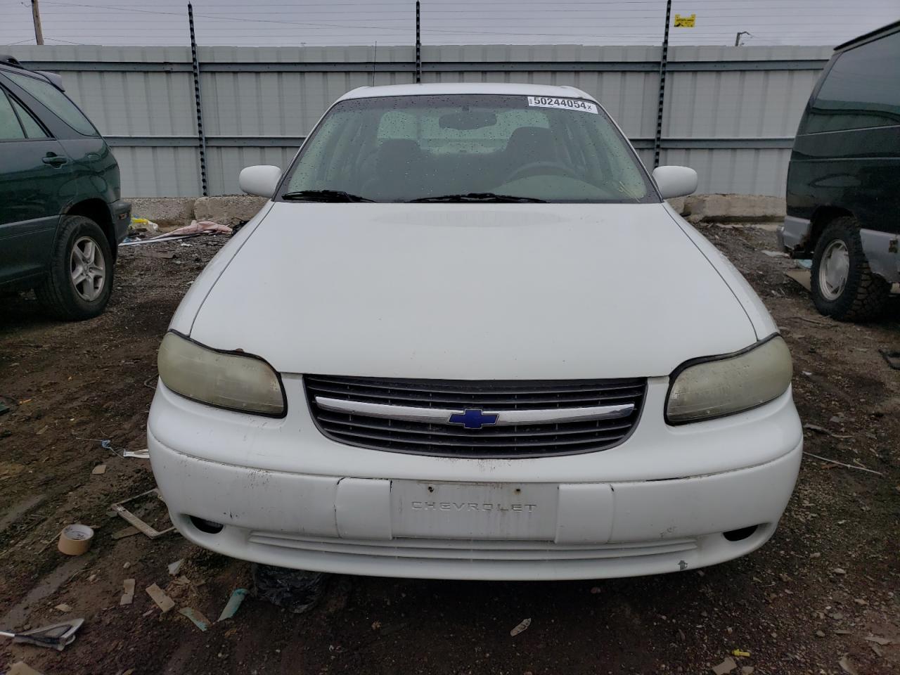 Photo 4 VIN: 1G1NE52J0Y6128069 - CHEVROLET MALIBU 