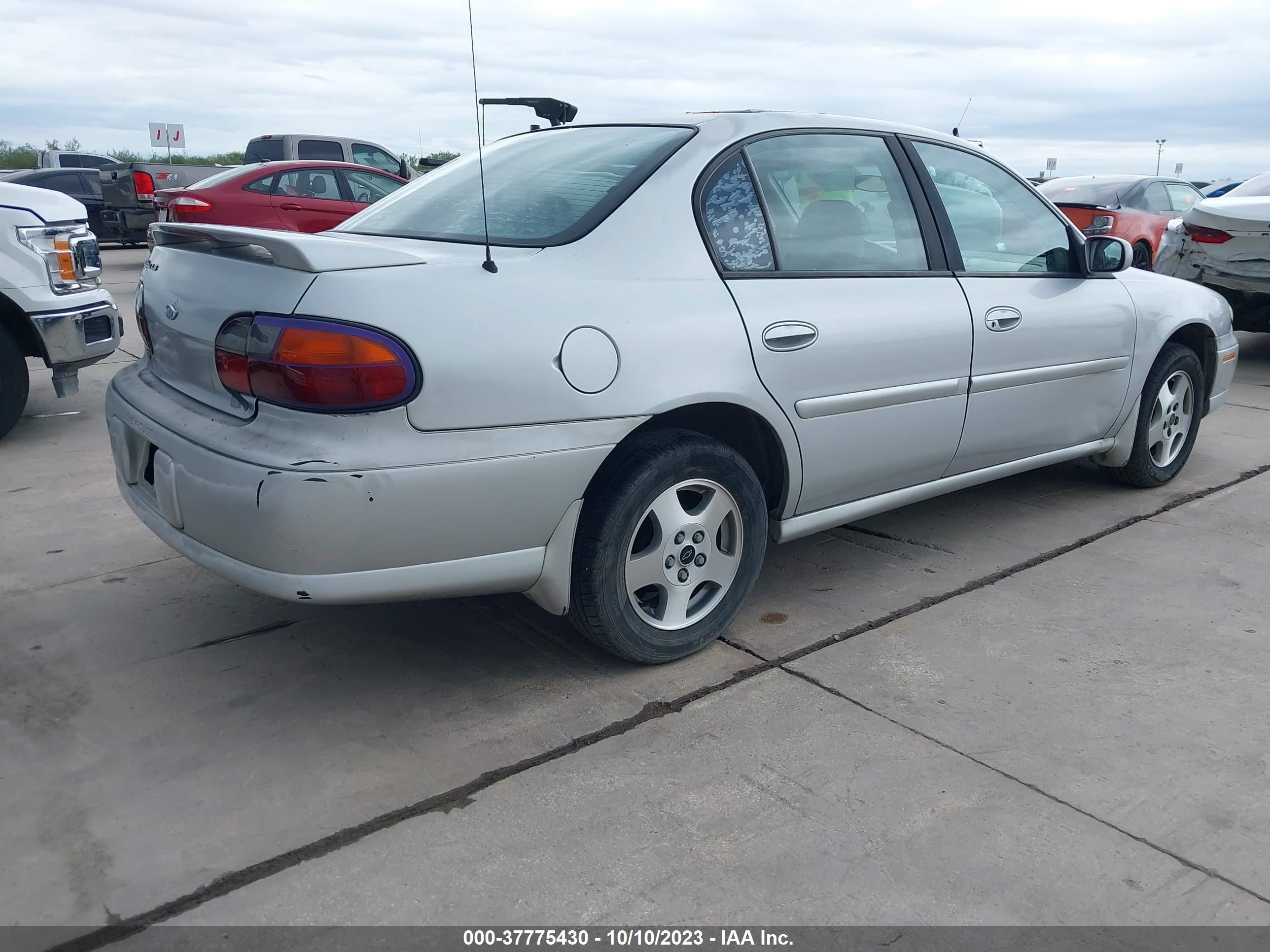 Photo 3 VIN: 1G1NE52J32M599720 - CHEVROLET MALIBU 