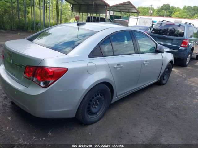 Photo 3 VIN: 1G1P15SGXF7186934 - CHEVROLET CRUZE 