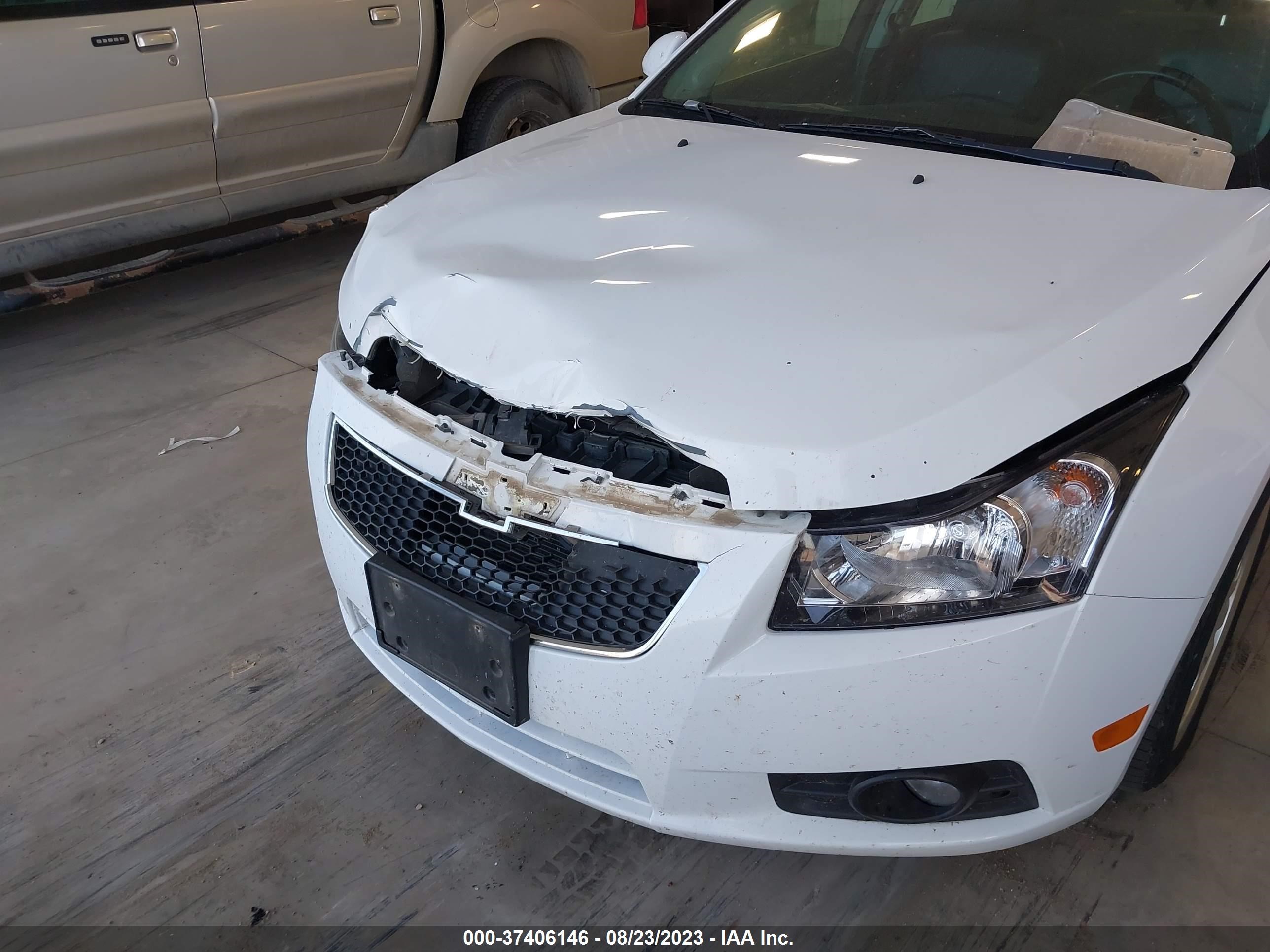 Photo 5 VIN: 1G1P75SZ6E7211942 - CHEVROLET CRUZE 